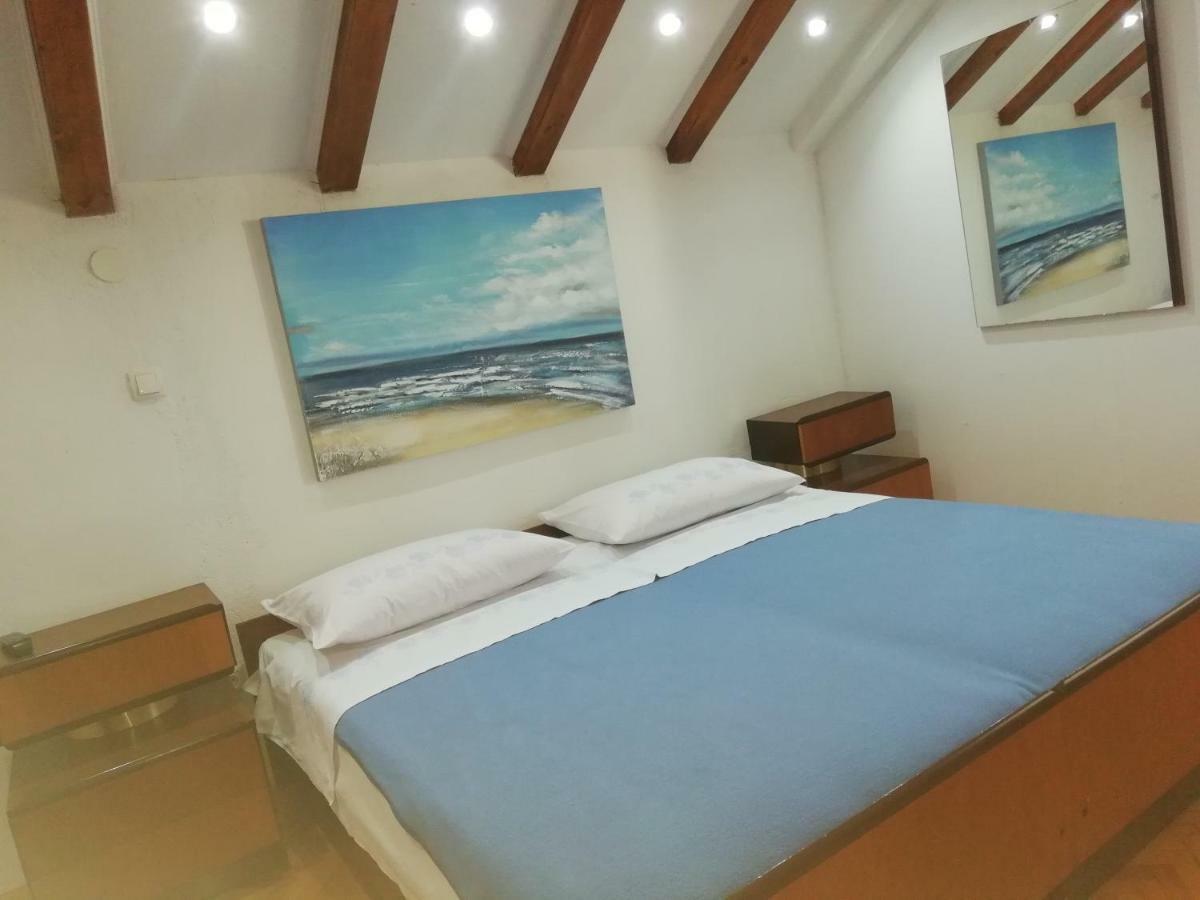 Apartman Kristina, Studio I Soba Primošten Kültér fotó